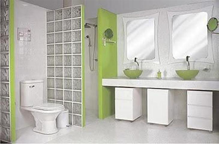Decoração e Projetos DECORAÇÃO DE BANHEIROS COM TIJOLO DE VID # Banheiro Pequeno Com Parede De Vidro Decoração e Projetos DECORAÇÃO DE BANHEIROS COM TIJOLO DE VID # Banheiro Pequeno Com Parede De Vidro