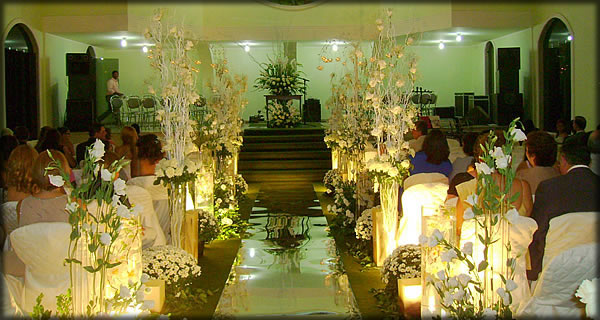 Decoraçãodeigrejasevangélicasparacasamento7jpg Decoraçãodeigrejasevangélicasparacasamento7jpg
