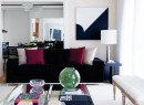 Salas com sofás pretos na decoração5 Créditos:revistacasaejardim.globo.com