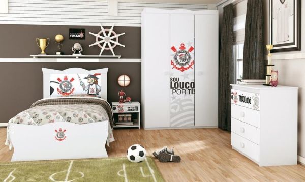 Os quartos com decoração de time de futebol são ótimas opções para quem quer extravasar sua paixão pelo time favorito (Foto: Divulgação)