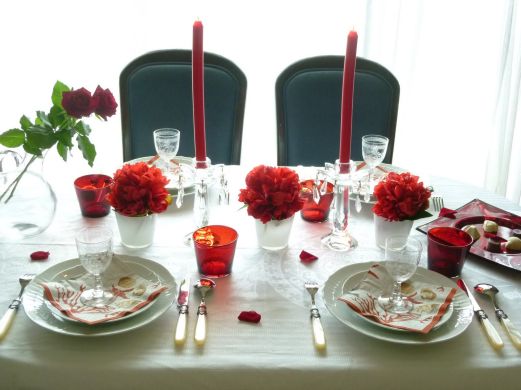 A decoração de mesa para o almoço do dia das mães deve ser bem especial, e você pode usar sua criatividade à vontade (Foto: Divulgação)