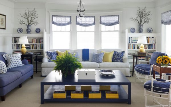 A decoração com peças de porcelana azul e branco deixará sua casa com toque mais refinado (Foto: Divulgação)