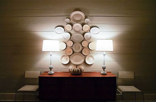 A decoração com pratos na parede chega para garantir fôlego novo para seus ambientes (Foto: Divulgação)