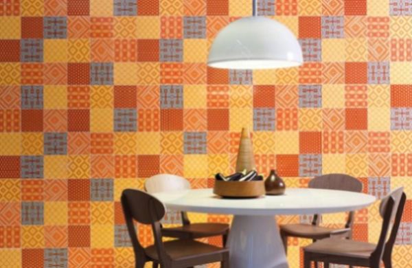 A decoração de paredes com patchwork é uma ótima maneira de renovar o visual de seu lar (Foto: Divulgação)