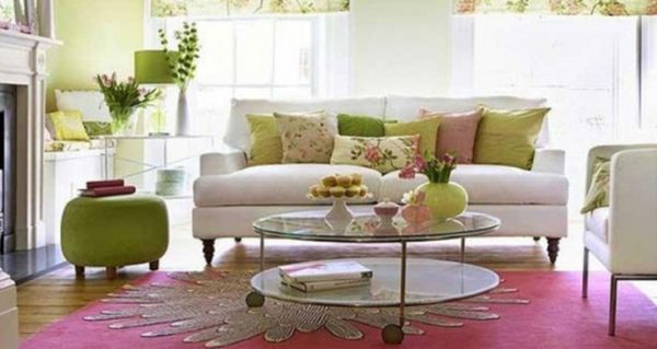 A decoração de primavera para salas é alegre e repagina rapidamente a sua sala (Foto: decoholic.org)              