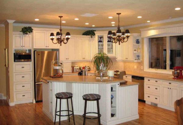 Há muitas opções para você decorar balcão de cozinha americana (Foto: francotechnogap.com)             