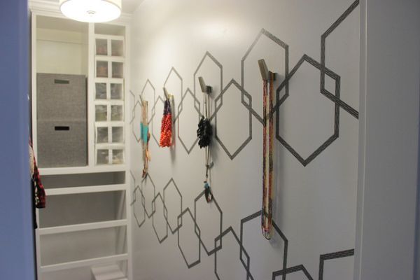 Decoração de parede com fitas pode ter o estilo que você quiser (Foto: pneumaticaddict.com) 