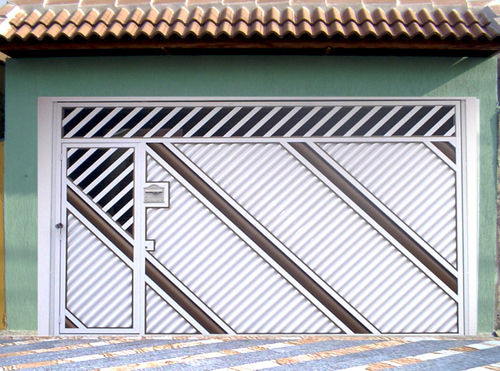 portão residencial em diagonal