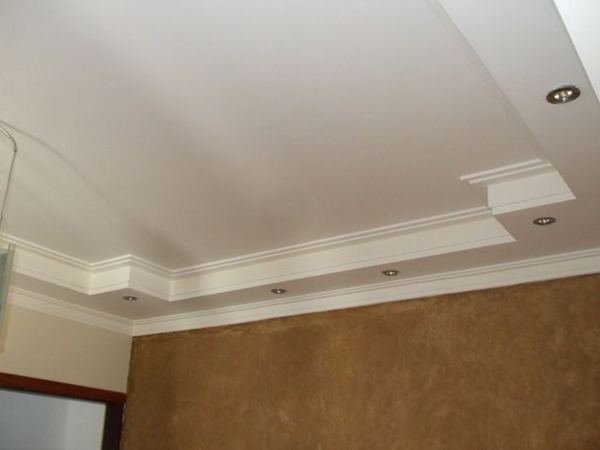 sanca em gesso branca