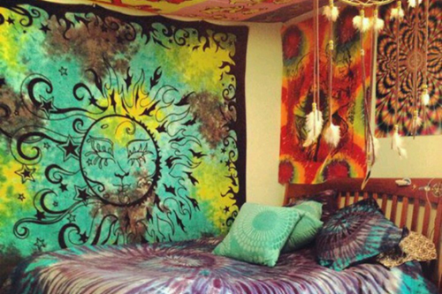quarto hippie com tecido