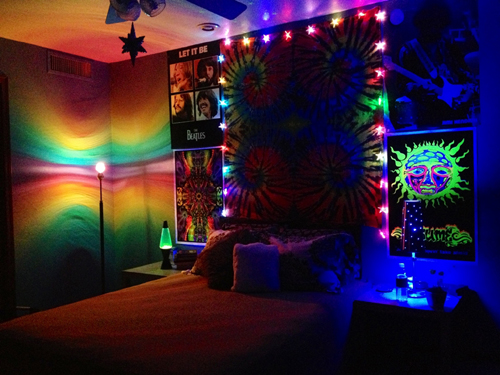 quarto hippie colorido