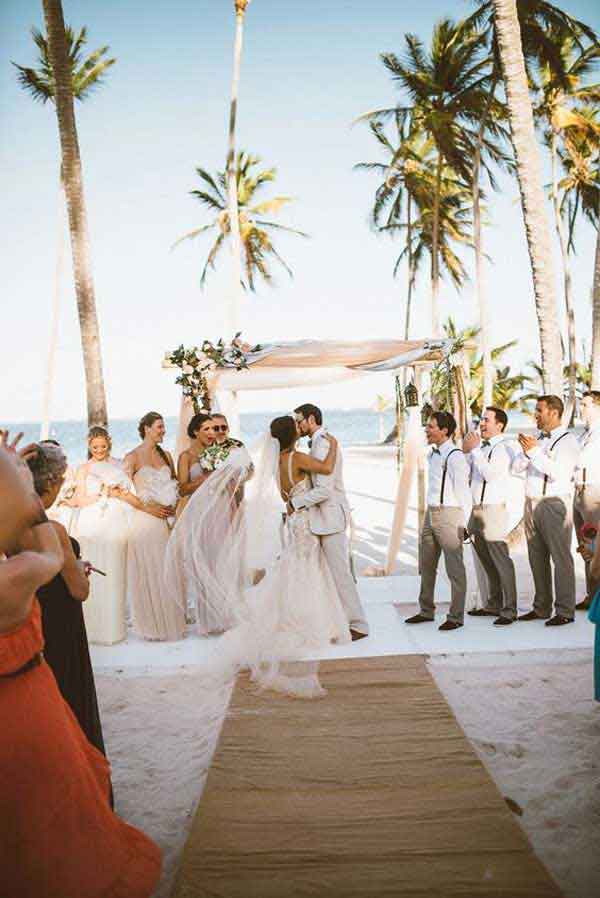 Casamento em beira mar