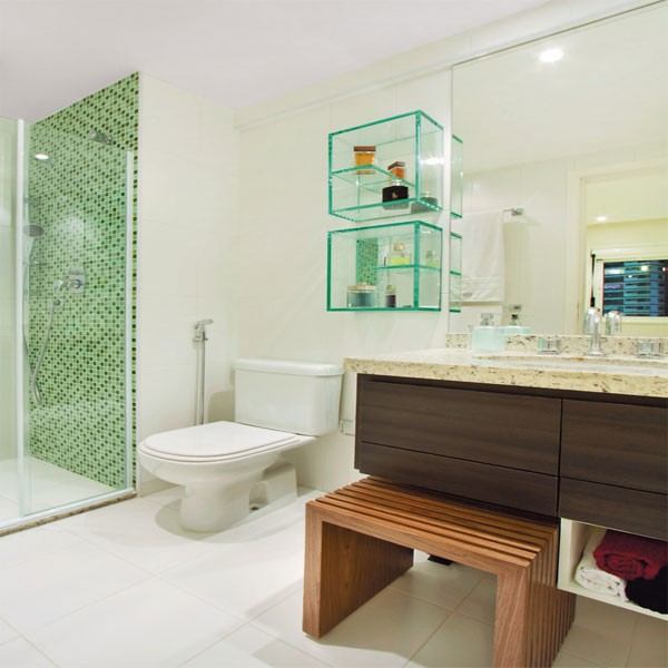 banheiro de apartamento pequeno