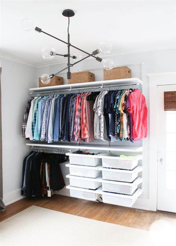 closet aberto com gavetas