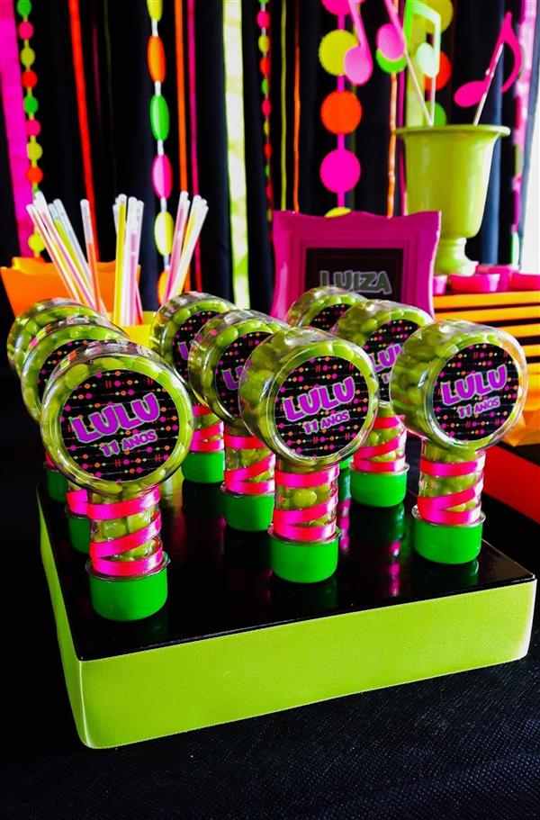 lembrancinhas de festa neon