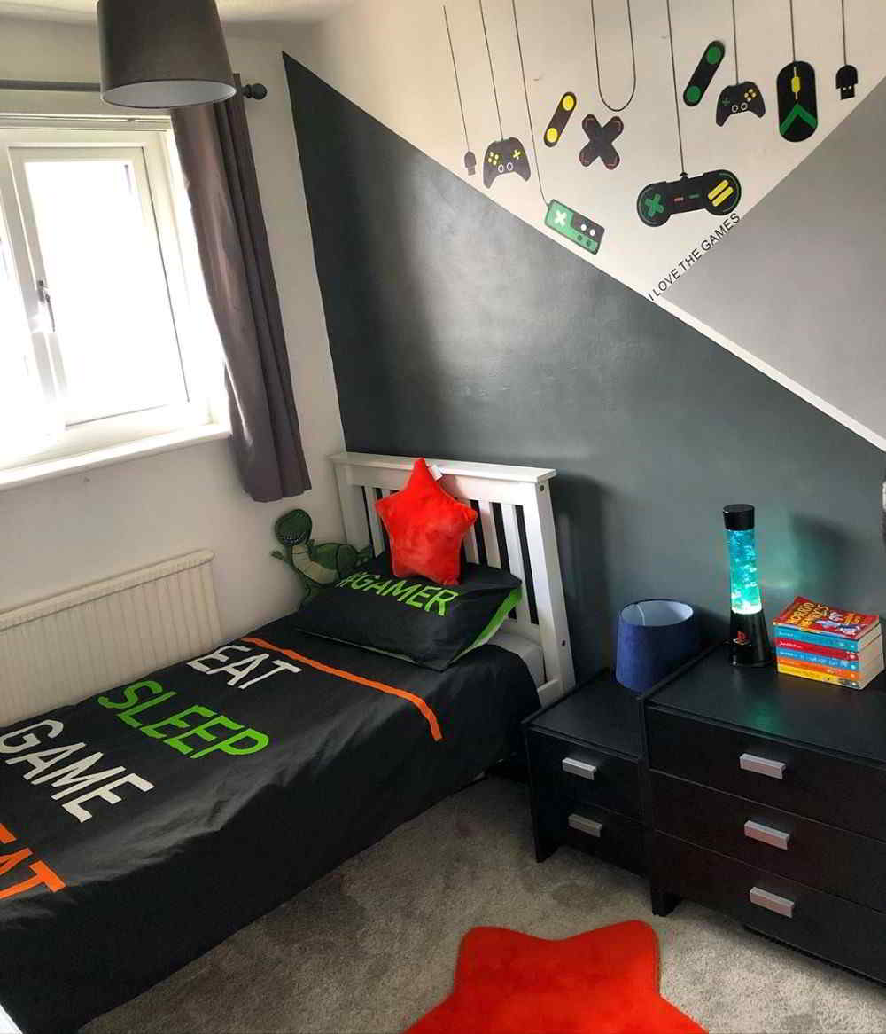 Decoração simples para quarto gamer