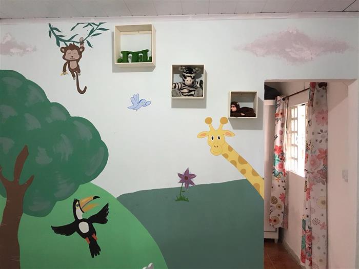 desenhos na parede do quarto de bebe