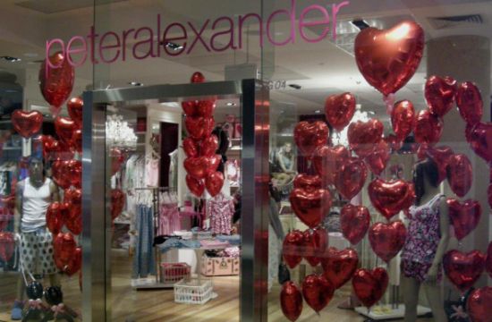 Decoraç u00e3o e Projetos Decoraç u00e3o de Vitrines para Dia dos Namorados -> Como Enfeitar Vitrine Dia Dos Namorados Decoraç u00e3o e Projetos Decoraç u00e3o de Vitrines para Dia dos Namorados -> Como Enfeitar Vitrine Dia Dos Namorados